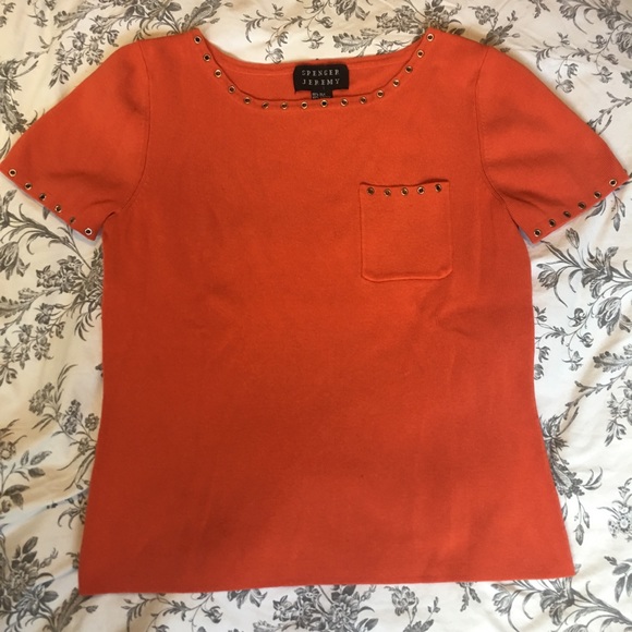 Cropped Burnt Orange Top - Picture 2 of 3
